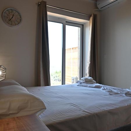 Lithino Rooms Kalamata Exterior foto