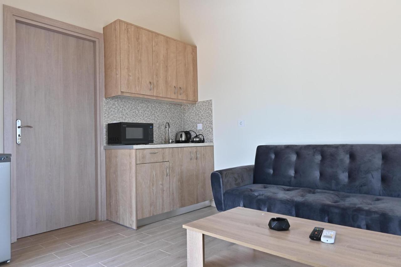 Lithino Rooms Kalamata Exterior foto