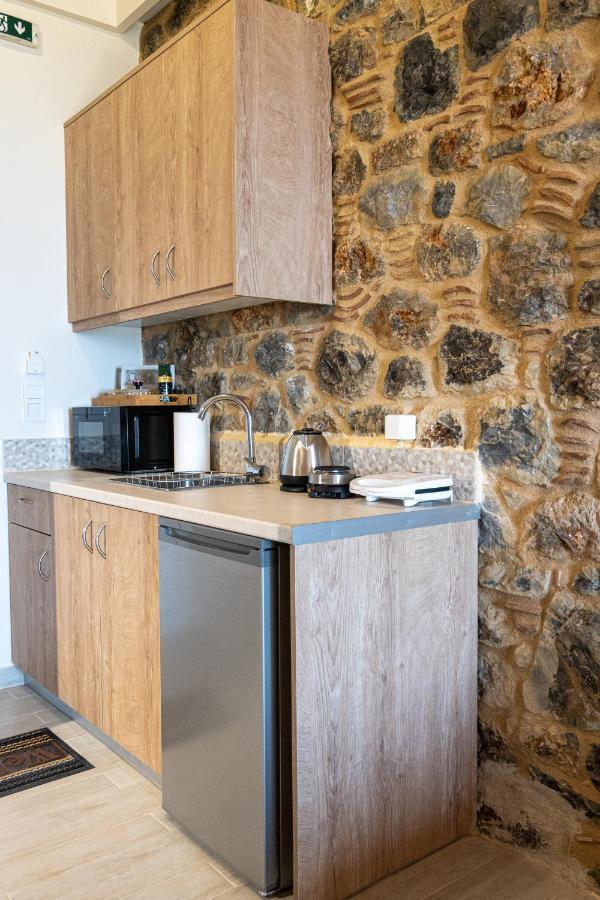 Lithino Rooms Kalamata Exterior foto