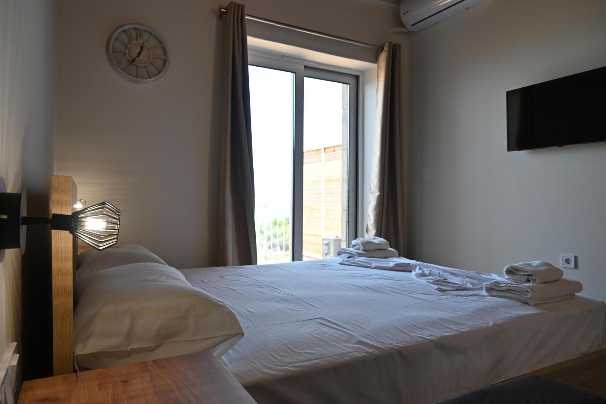 Lithino Rooms Kalamata Exterior foto